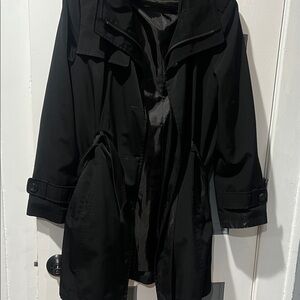 Gallery Elegant Black Outerwear